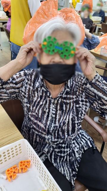 부산시니어 재활주간보호센터 맞춤형수업(뇌블럭)