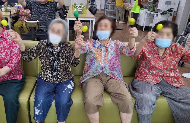 부산시니어 재활주간보호센터 2026-09-03