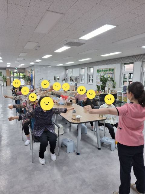 봉숭아학당 주간보호센터 2026-06-18