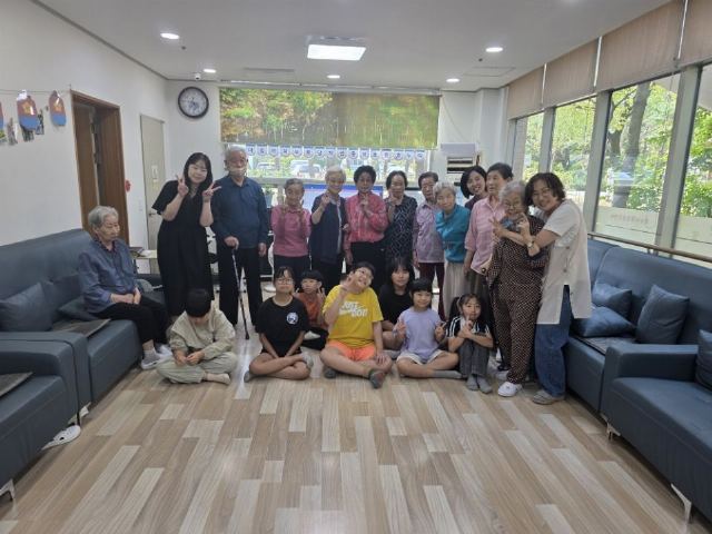 부곡종합사회복지관부설효누리주야간보호센터 2026-09-29