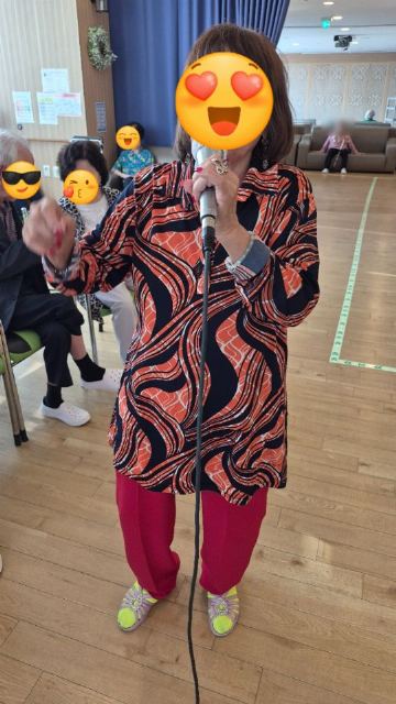 비지팅엔젤스 일산동구주야간보호센터 신나는 노래교실