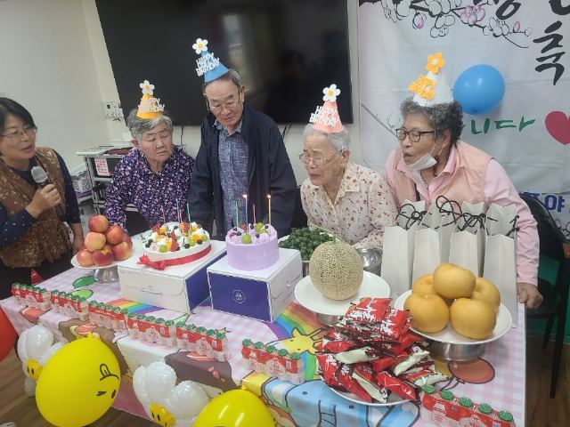 흥덕주야간보호센터 2026-10-02