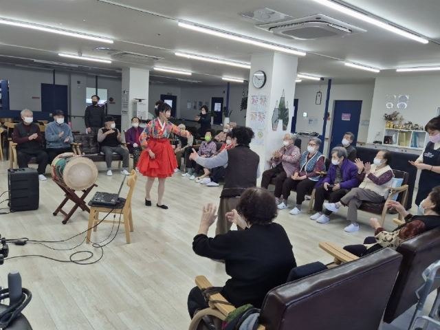 좋은이웃노인복지센터 2026-01-13
