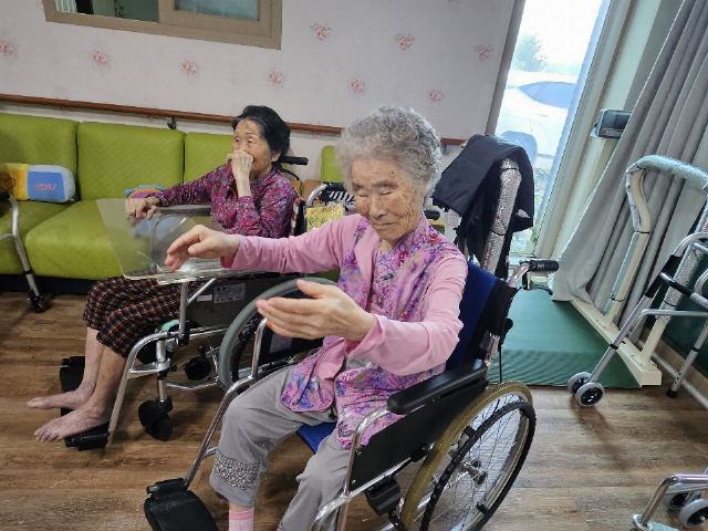 꽃단지 노인요양공동생활가정 2026-10-08