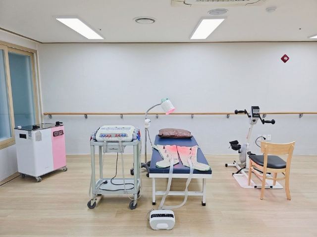 선인노인요양원 1층 물리치료실