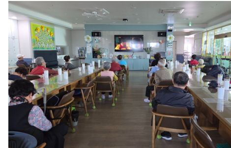 9988노인주간보호전문센터 2026-10-13