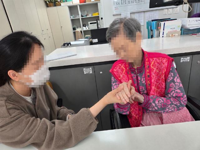 인천신생요양원 10월 15일 두뇌자극요법