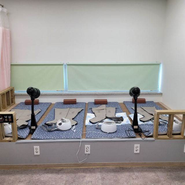 A플러스 하늘빛주간보호센터 물리치료실 공간1