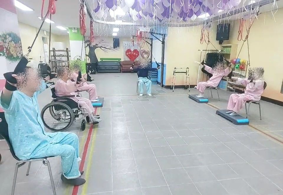 다사랑효마을요양원 슬링치료