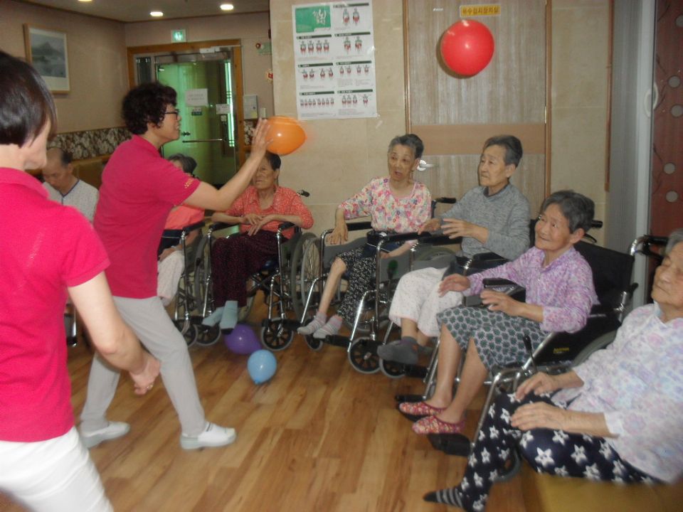 노블하임노인전문요양원 2018-06-04