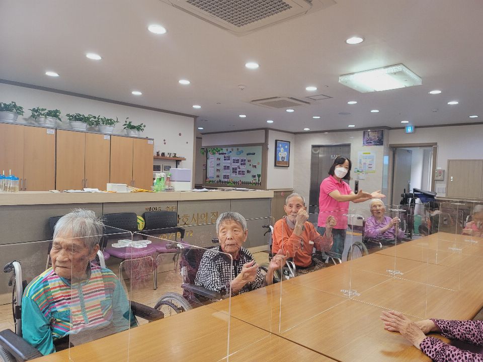 노인요양시설 구미간호사의집 2021-10-16