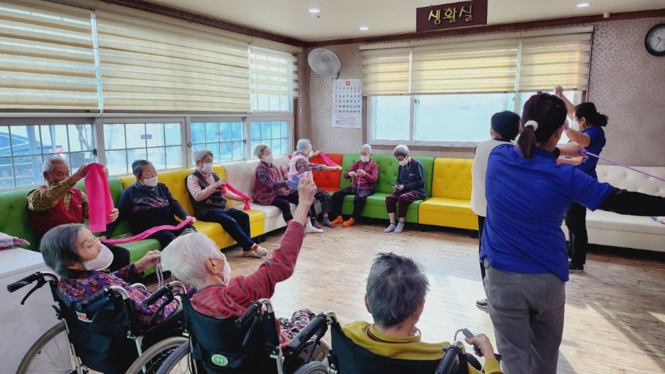 심청노인복지센터 밴드체조