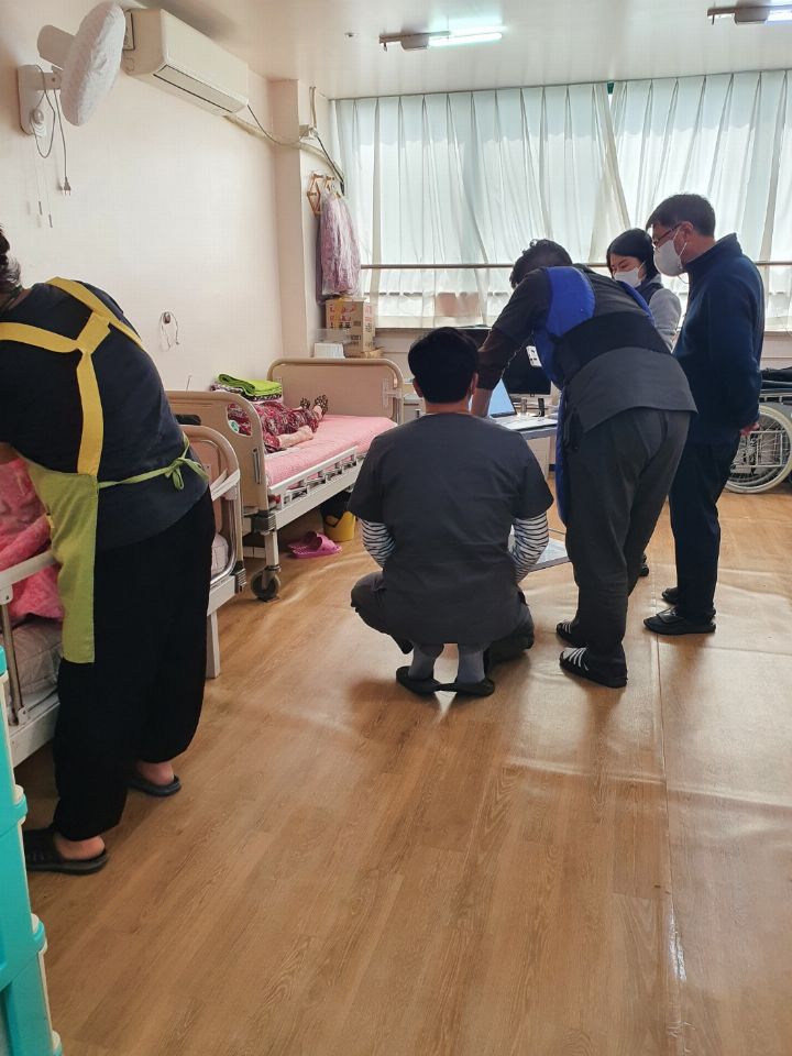 둥지노인요양공동생활가정 2023-06-11