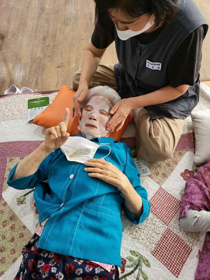 안강무지개요양원 실버뷰티