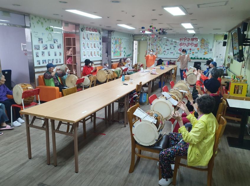 참사랑주야간보호센터 2023-10-04