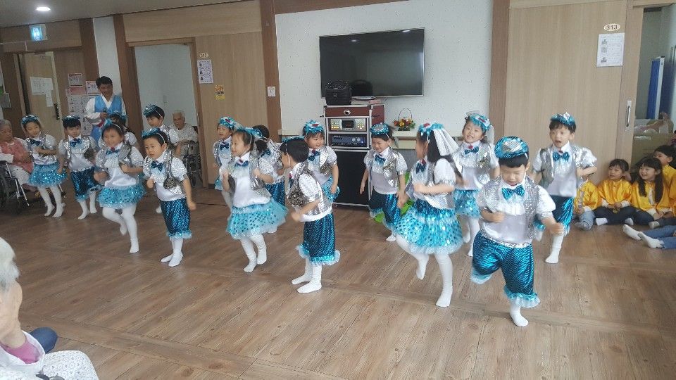 일곡한솔전문요양원 2019-12-21