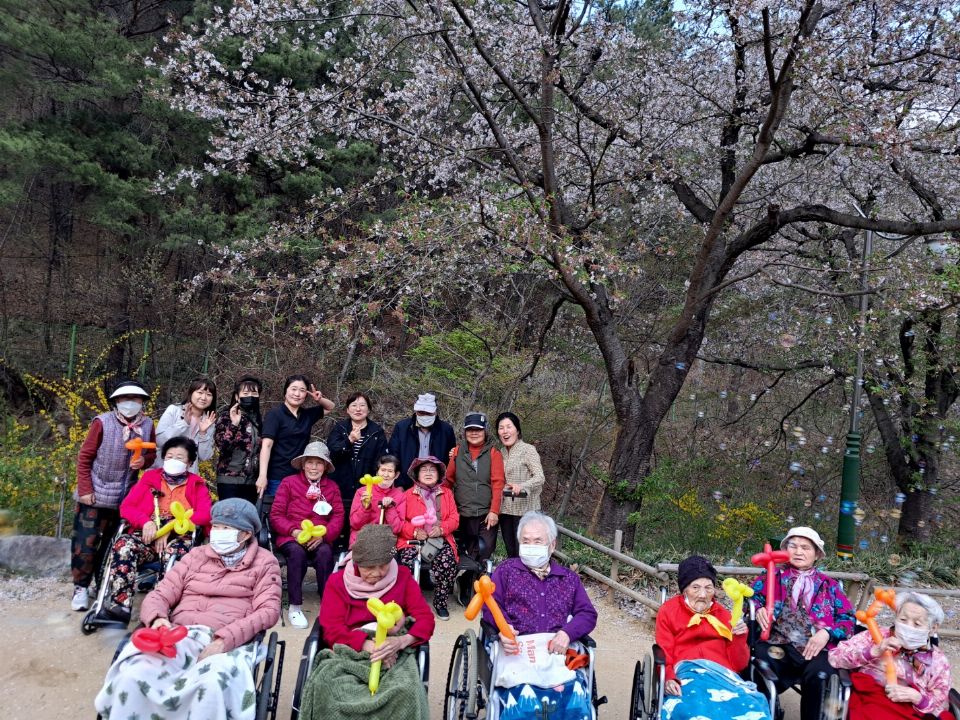 로뎀나무재가노인복지센터 2025-04-11