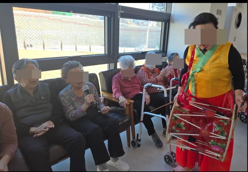 효누리실버타운 민요노래방