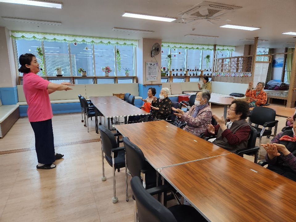 소나무노인복지센터 시설 사진