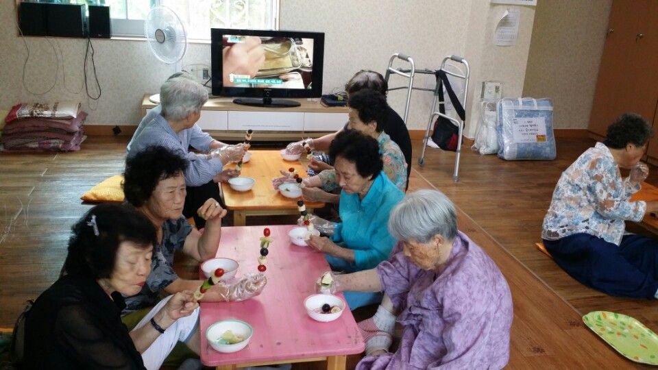 진주노인통합지원센터 시설 사진