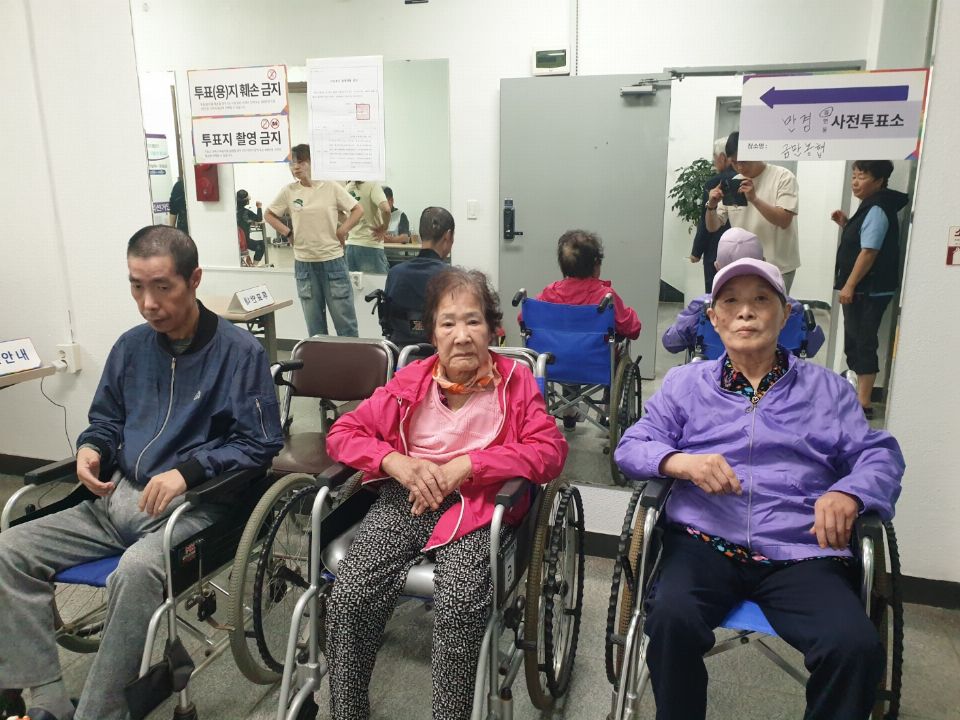 따뜻한집노인요양원 2026-06-15
