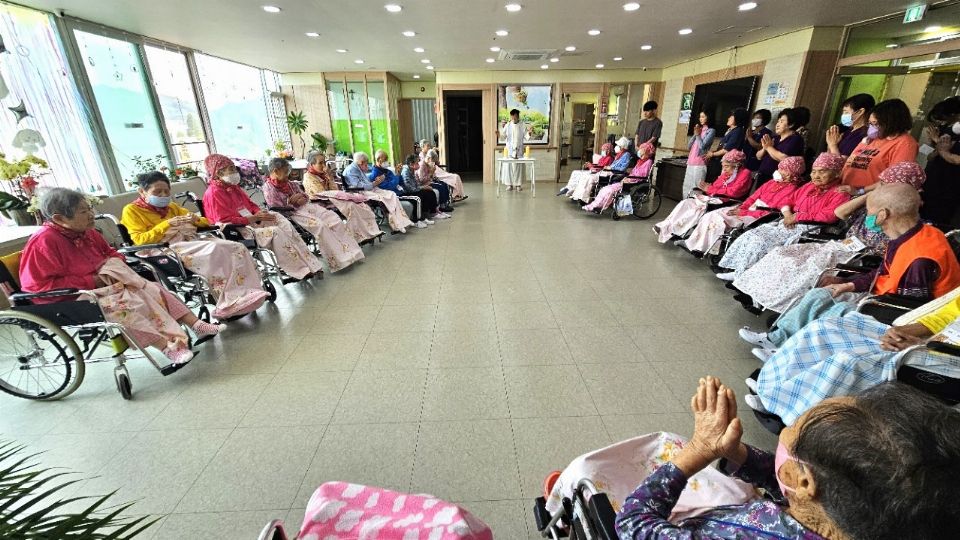어르신이 행복한세상 2026-07-17