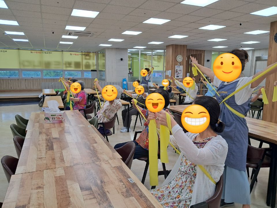 사랑으로재가주간보호센터 밴드체조