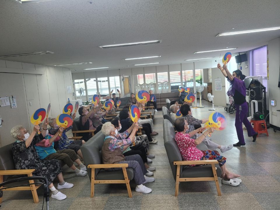 청춘주야간보호센터 2026-09-05