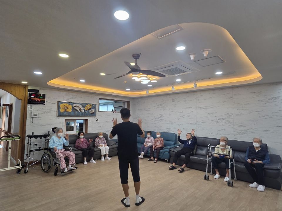 사천솔밭요양원 2026-10-02